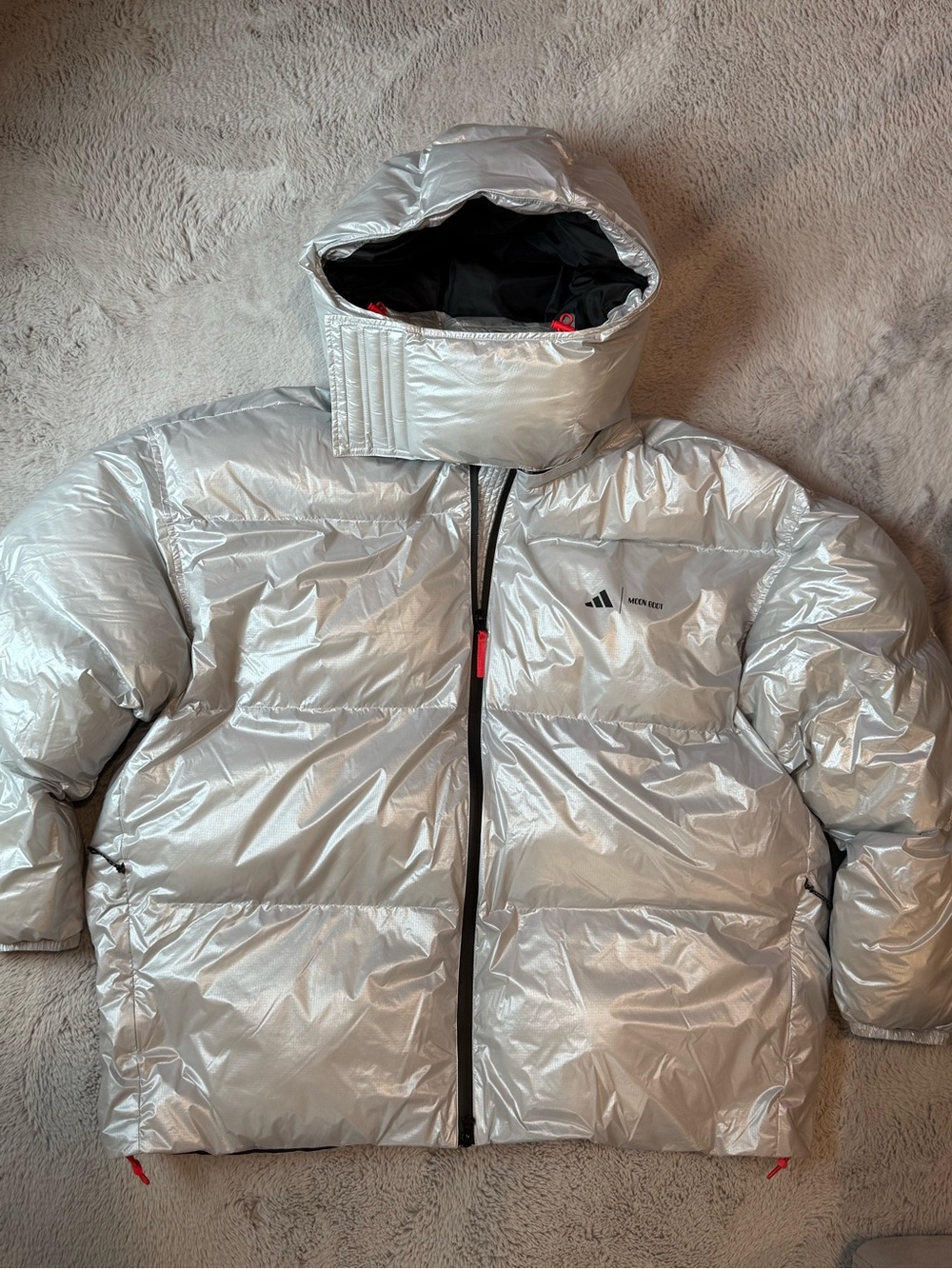 Adidas x Moon Boot Padded Puffer Jacket Silver KA3517 Mens Size XL